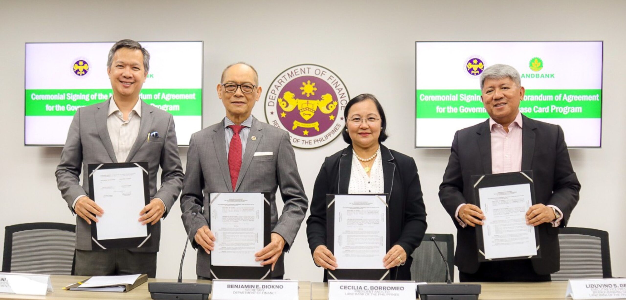 DOF, LANDBANK ink pact for a more efficient system of government