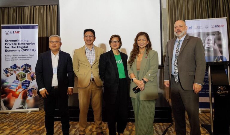 Amor Maclang together with USAID officials and the other convenors of Digital Pilipinas