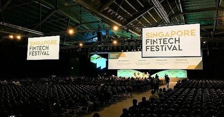 Crowd shot at the recent Singapore Fintech Festival