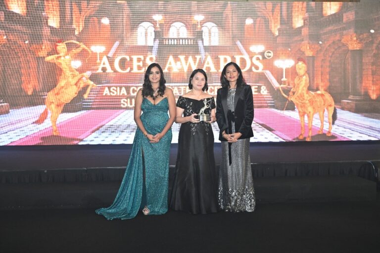 DBP Senior Vice President for Operations Catherine Magana (middle) receives the Top Sustainability Advocates in Asia award under the Sustainability category of the Asia Corporate Excellence and Sustainability (ACES) Awards 2023 during ceremonies held in Kuala Lumpur, Malaysia. Also in photo are MORS Group Chief Executive Officer Shanggari Balakrishnan (left) and AUBRENS Managing Partner Dr Jayanthi Desan.