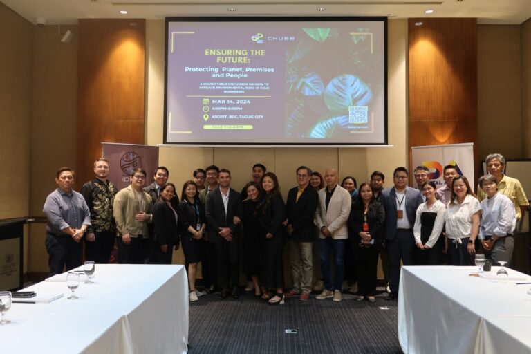 Delegates to the Chub-Digital Pilipinas conference on environmental risk management held at BGC, Taguig, strike a pose