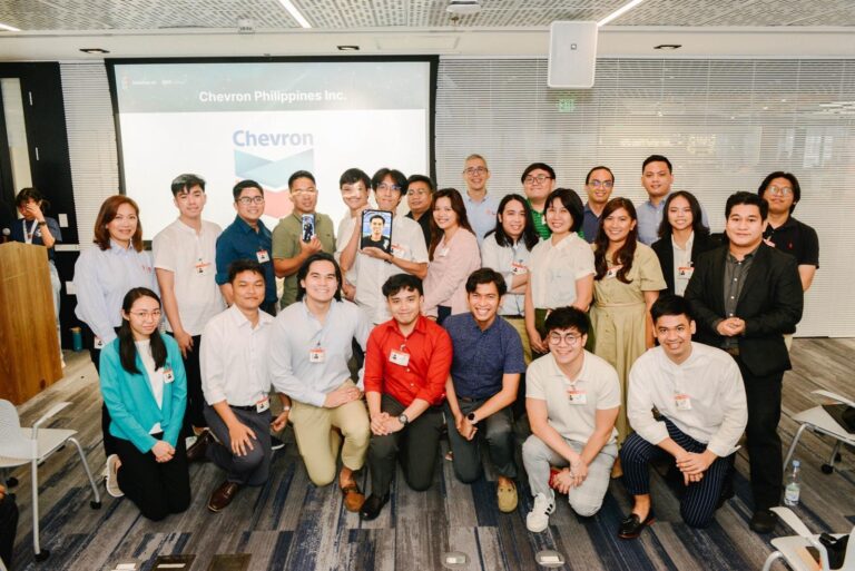 Chevron cloud scholars