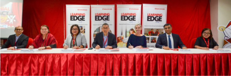 Chinabank executives led by its Chief Finance Officer Patrick Cheng (4th left) and LinkedIn Learning APAC Head Georgina O'Brien (5th from left) during the signing of their contract renewal.