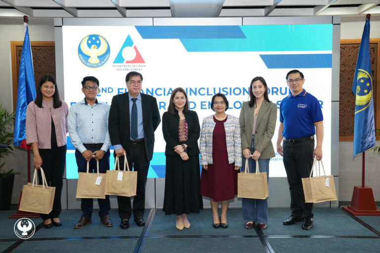 Photo shows BSP Deputy Governor (DG) Bernadette Romulo-Puyat and Labor Assistant Secretary Amuerfina Reyes after leading the discussions on promoting digital wage payments at the 2nd Financial Inclusion Forum for the Labor and Employers Sector at the BSP Manila Head Office together with other BSP and DOLE executives