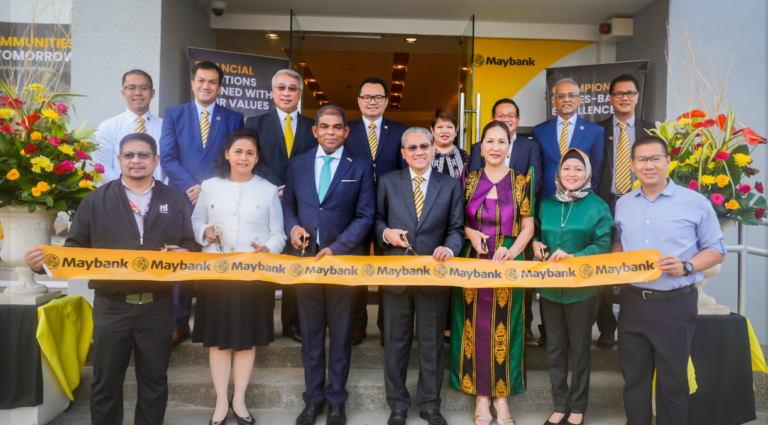 Representatives from Maybank Philippines and the Bangko Sentral ng Pilipinas join Dato Abdul Malik Melvin Castelino, Ambassador of Malaysia to the Philippines, during the ribbon cutting ceremony