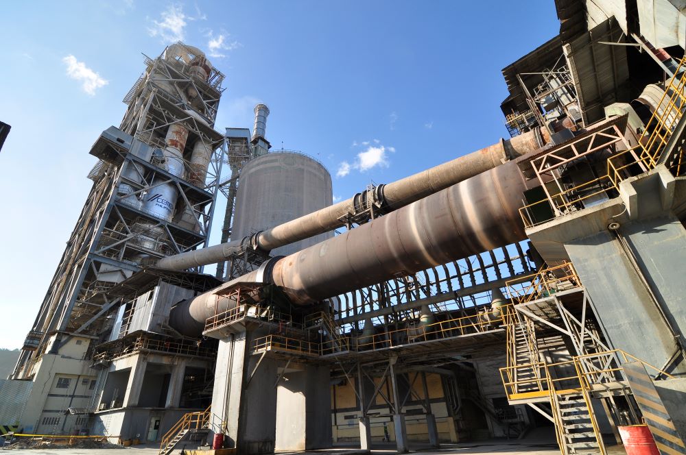 DTI probe into cement imports to strengthen the local industry