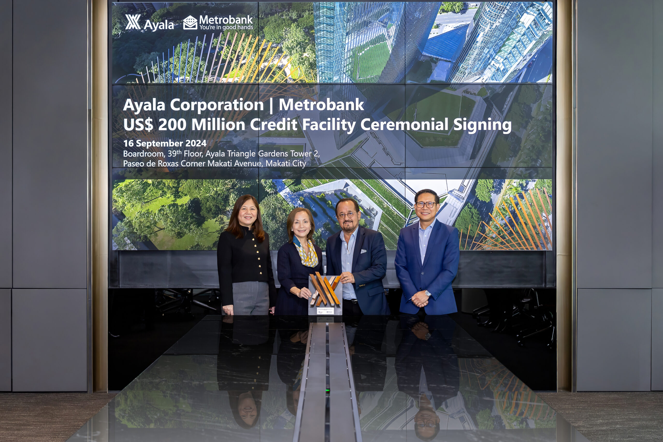 Ayala secures $200 million loan from Metrobank, as shown in this photo of the signing ceremony
