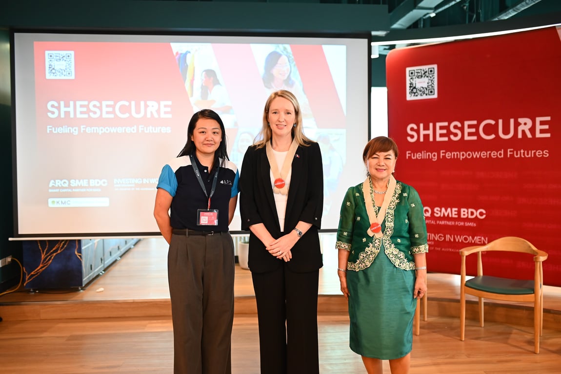 Abigail Tan, Managing Partner of ARQ SME BDC, is joined by Dr. Moya Collett, Australian Embassy’s Deputy Head of Mission, and Ermelita Valdeavilla, Chair of the Philippine Commission on Women, in launching SheSecure in the Philippines.