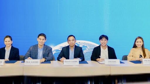 Executives of GCash during the signing of the agreement with BCRemit