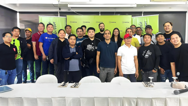 Photo of all the attendees as ride-hailing app inDrive hosts open forum for its partner drivers