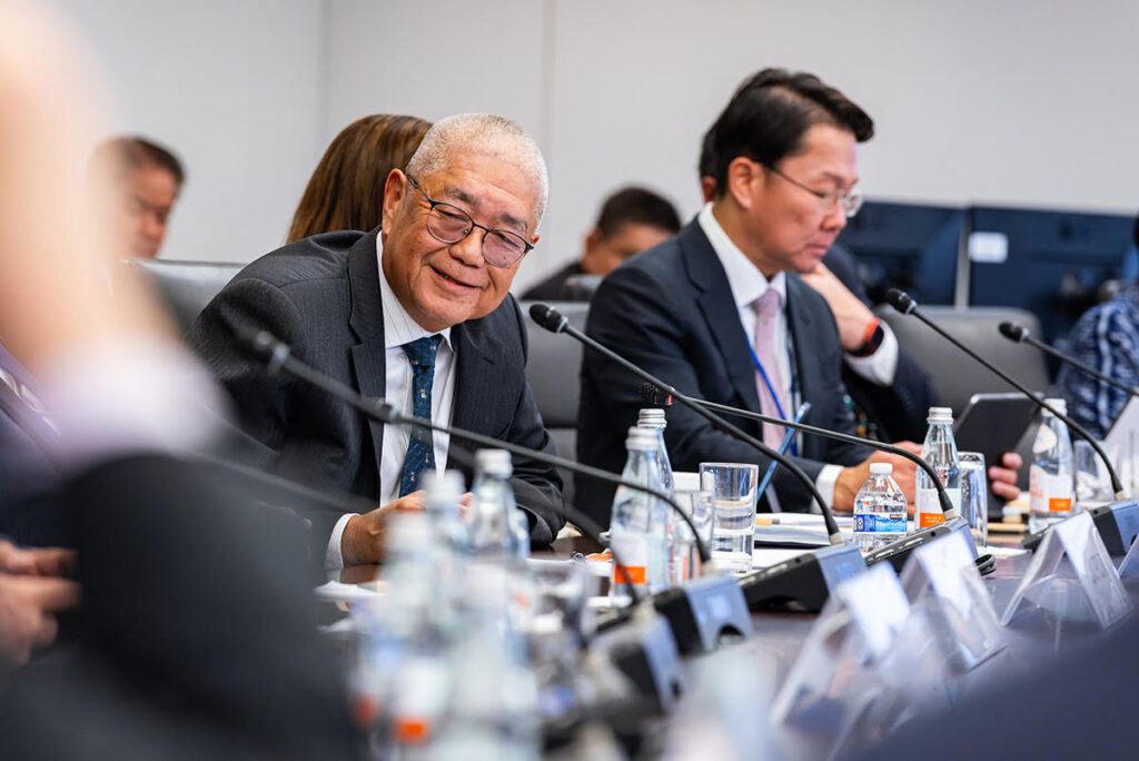 BSP Gov. Remolona Jr. with other execs