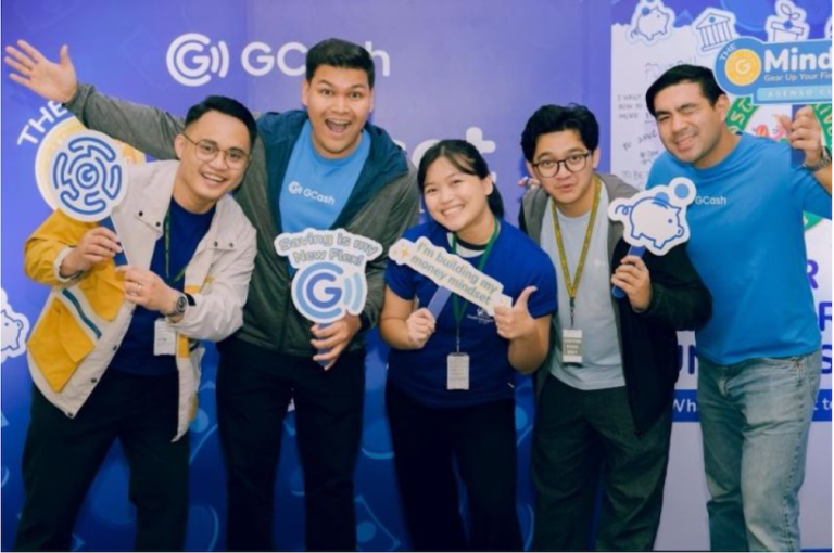 Student participants at GCash GMindset Bootcamps, which aims to drive student financial literacy, strike a pose during the event