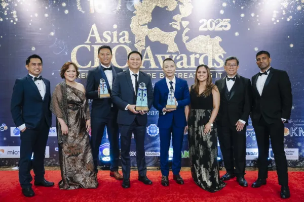 Maya Group executives led by Beverly Dolor, Maya Bank CTO, after receiving their Asia CEO Awards 2025 trophies