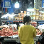 Image of public market vendors using GCash as the fintech unicorn unveils 2 game-changing innovations for MSMEs and freelancers