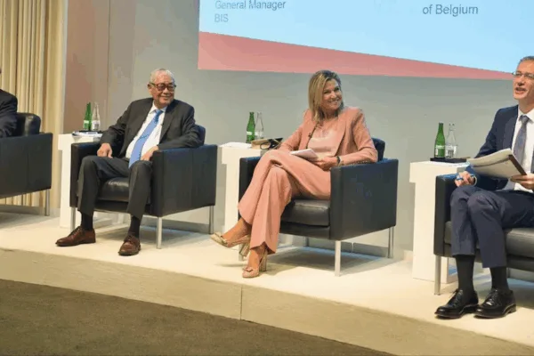 BSP Governor Eli M. Remolona, Jr. (second from left) and Her Majesty, Queen Máxima of the Netherlands, discuss financial health in Basel