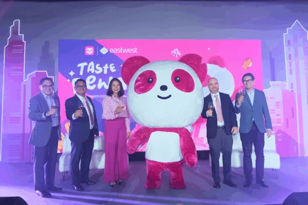 Left to Right: EastWest CEO Jerry Ngo, foodpanda PH’s CFO and Finance Director Lhecks De Castro, EastWest SVP and Consumer Lending Product Lab Head Mia Tamayo, foodpanda Philippines’ Managing Director Daniel Jaramillo, and Visa Philippines’ Country Manager Jeff Navarro