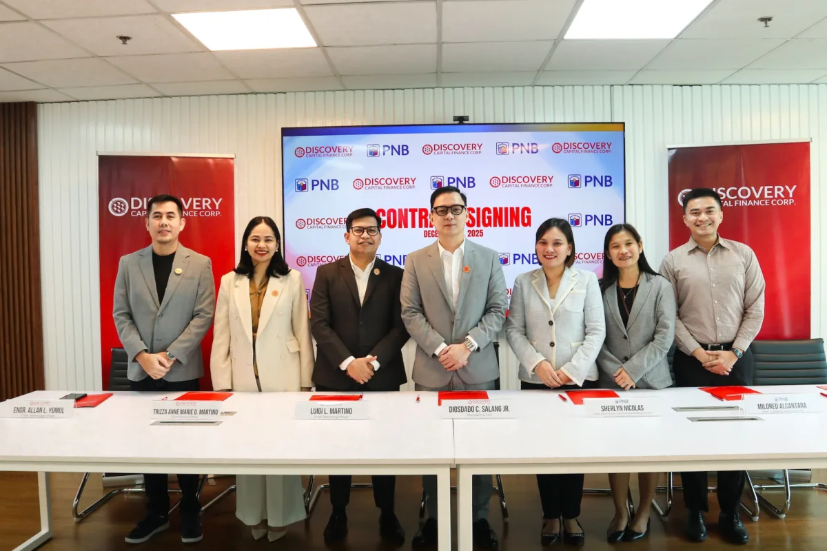 Executives of PNB and Discovery Capital Finance Corp. strike a pose after forging a partnership agreement to scale up SME financing across the country