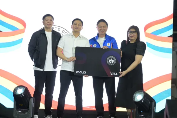 Maya executives turn over to Philippine Sports Commission Chairman John Patrick Gregorio (3 rd from left) Maya Visa prepaid cards for Philippine national athletes and coaches