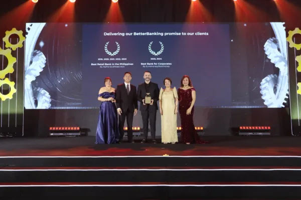 PRSP's Ana Pista, APR, and Louie Sebastian together with executives of Security Bank as the bank earns Platinum Anvil at 61st ANVIL Awards as PRSP celebrates 'Gabi ng Parangal'