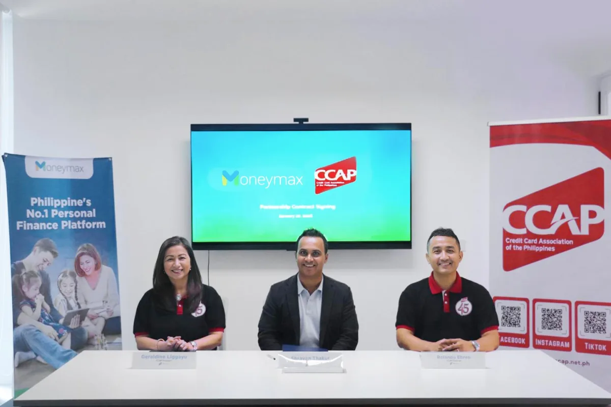 Top executives of Moneymax during the MOA-signing as the company joins forces with CCAP to bridge gap, says 95% of Filipinos are ‘credit invisible’
