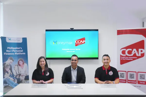 Top executives of Moneymax during the MOA-signing as the company joins forces with CCAP to bridge gap, says 95% of Filipinos are ‘credit invisible’