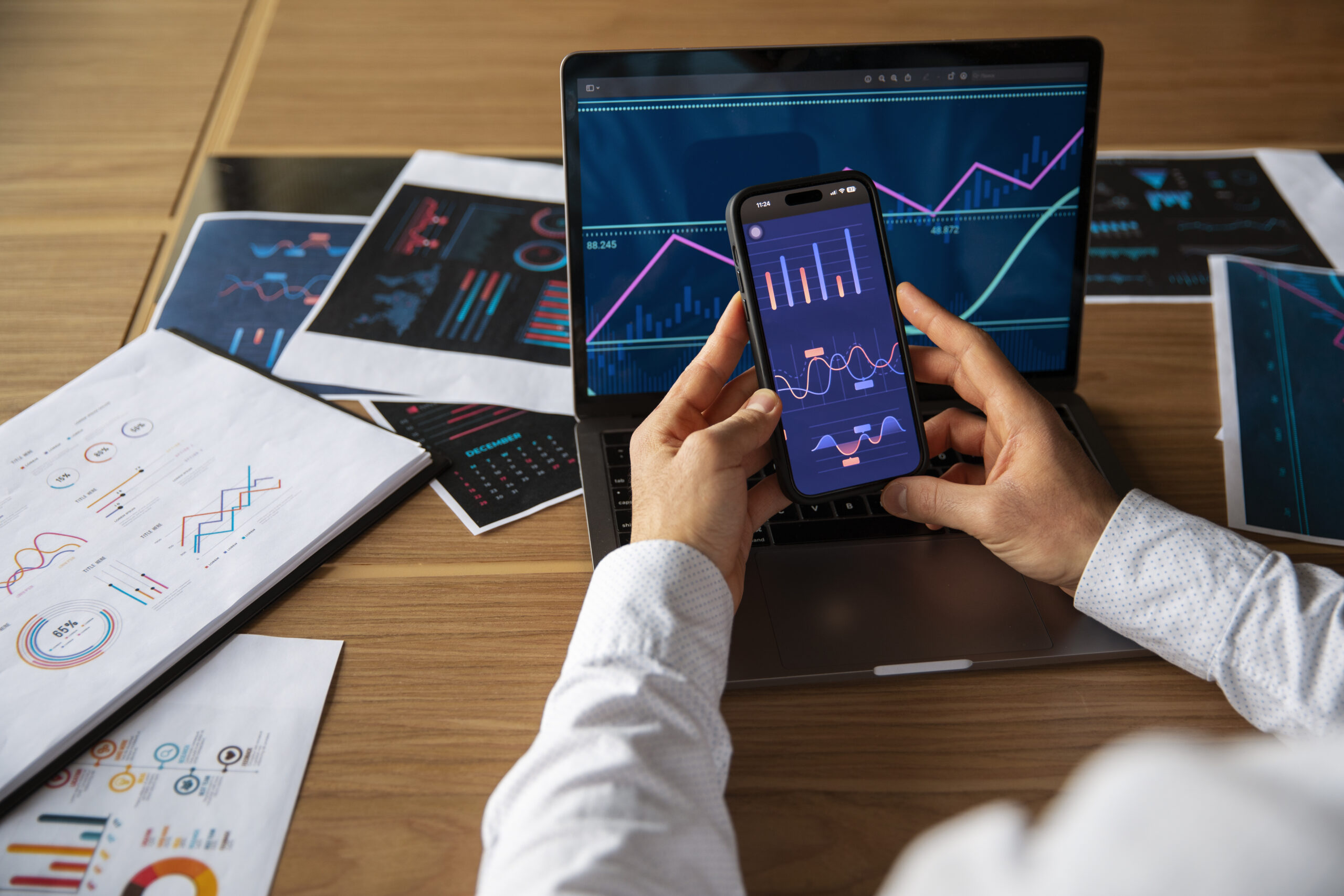 A man using fintech tools on his mobile phone to enhance digital finance