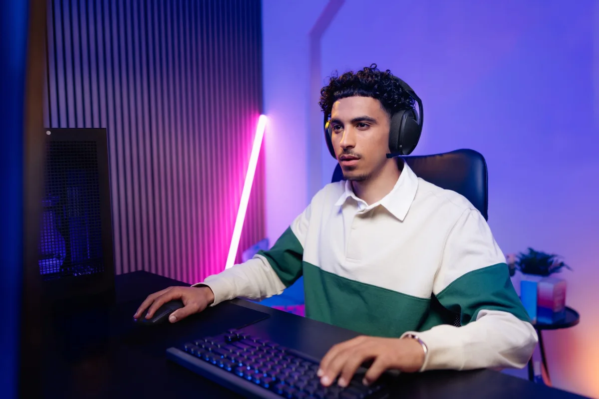 Logitech G brings G321 LIGHTSPEED wireless gaming headset to Filipino gamers