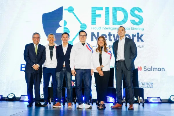 Executives of CIBI and Fintecn Alliance at the launch of the FIDS Network