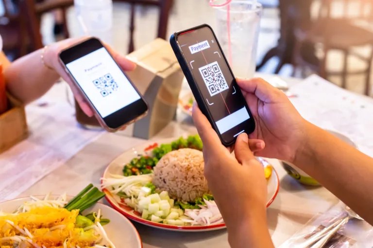 How the Bangko Sentral ng Pilipinas Is Empowering Filipino Consumers with QR Ph 768x512 jpg