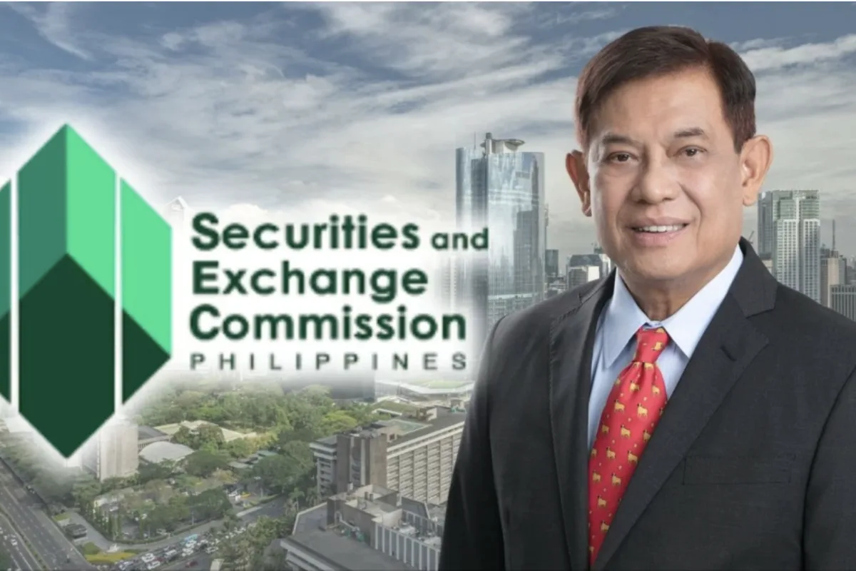 SEC Commissioner and logo of SEC as the commission lifts ban on new online lending licenses
