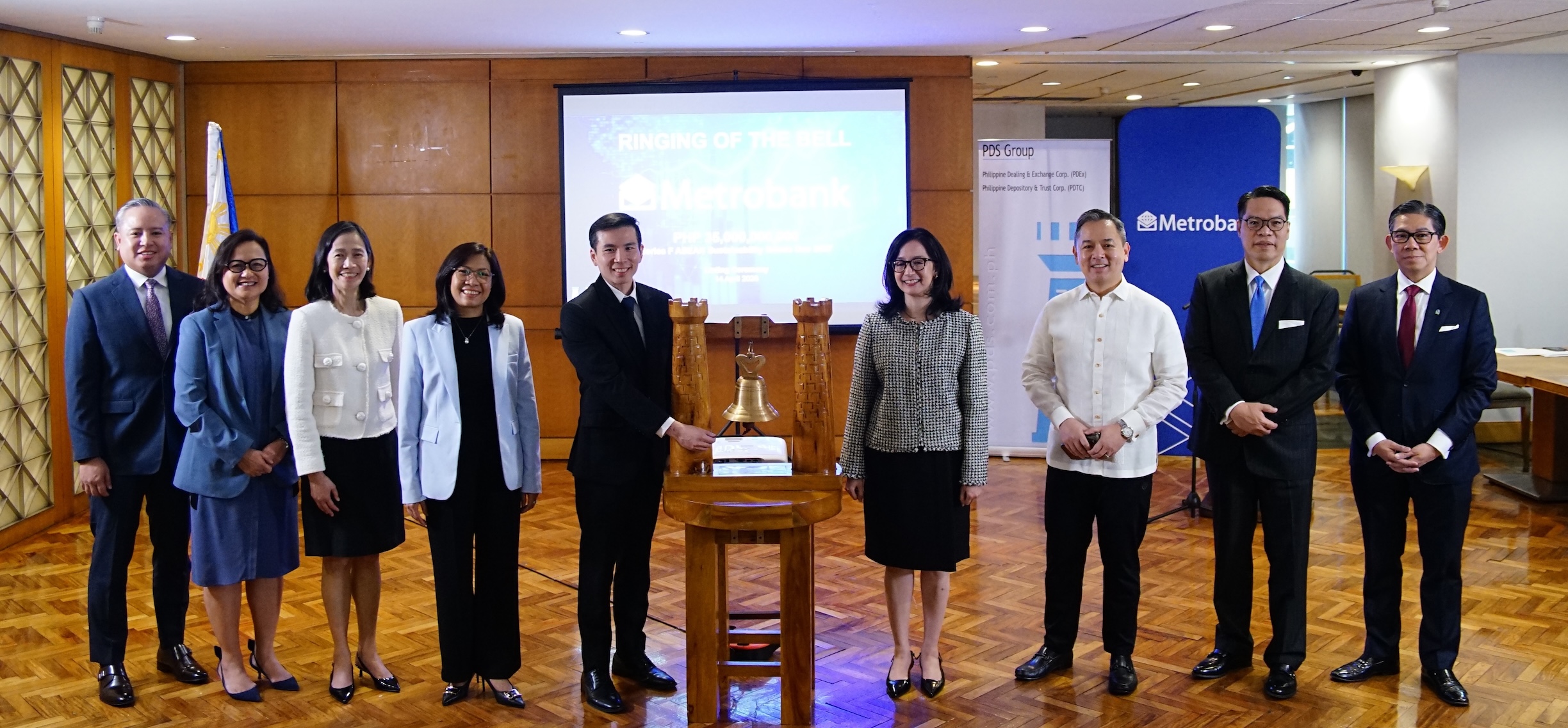 Metrobank raises P35B from landmark sustainability bond issuance, sees 7x investor demand 3 Metrobank lists PHP35B ASEAN Sustainability bonds on PDEx 1