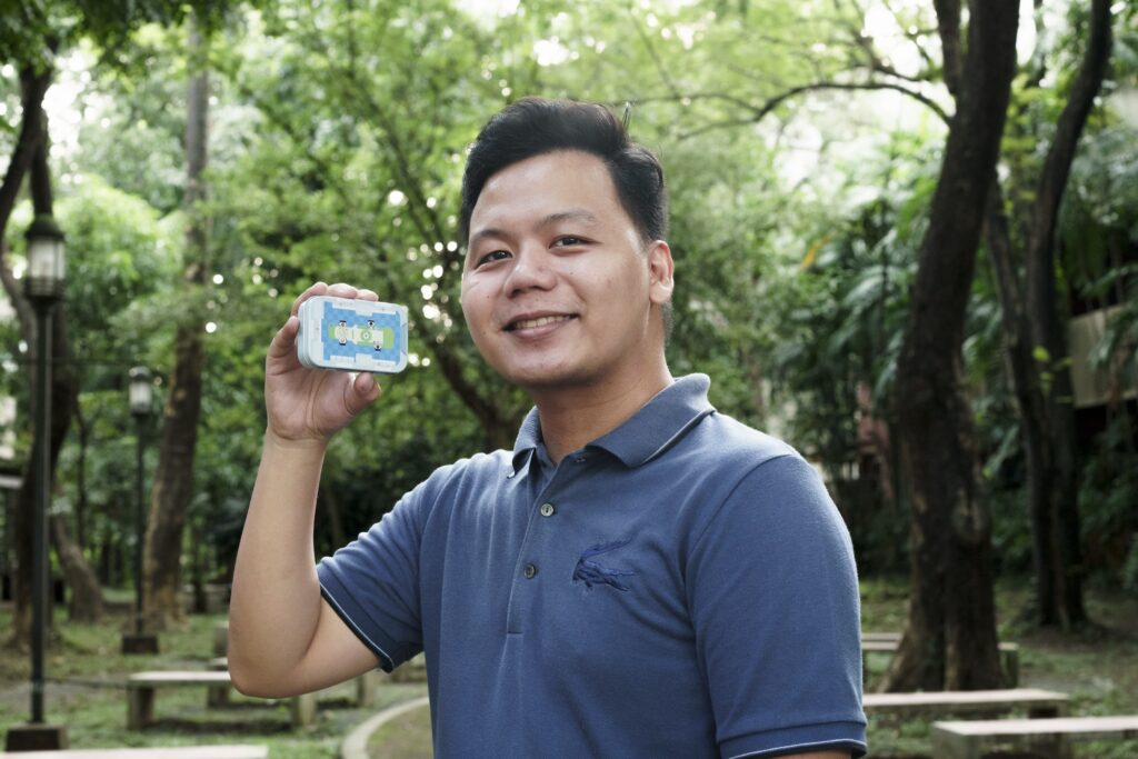 James Dyson Award 2026 opens search for next generation of Filipino innovators 3 JDA PH National Winner 2023 Make roscope 8