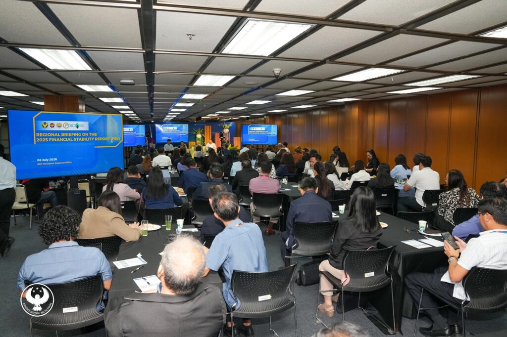 Photo 5 Regional financial stability briefing