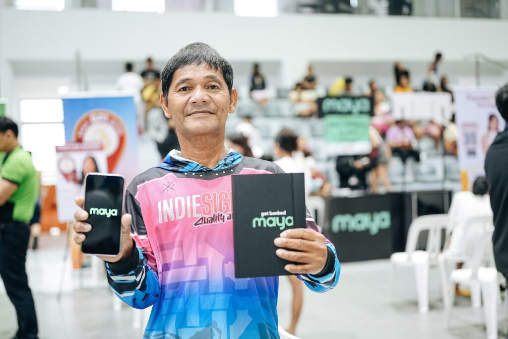 Maya supports DSWD UPLIFT digital payouts, bringing beneficiaries into formal banking 3 Maya x DSWD 2