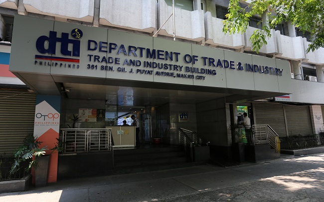 DTI plans fast-track permit lanes so small businesses can start operating sooner 2 DTI Facade May 20 2020 Agcaoili Photo